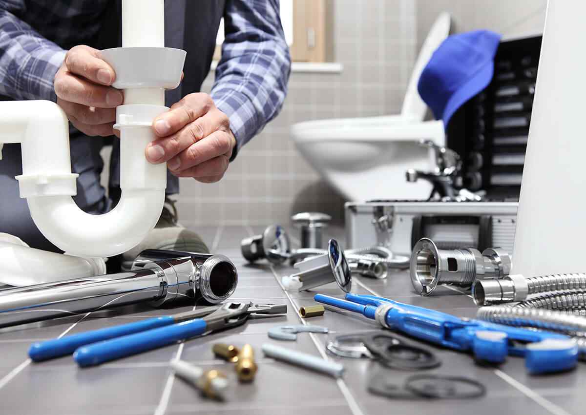 https://calgaryproplumbing.com/wp-content/uploads/2018/10/inner_professionals_01.jpg